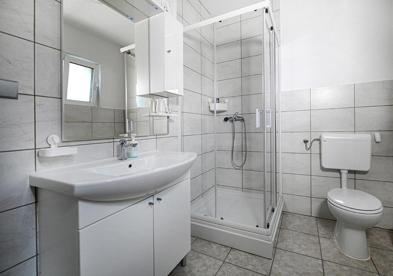 Zagreb Apartmani Santana Экстерьер фото